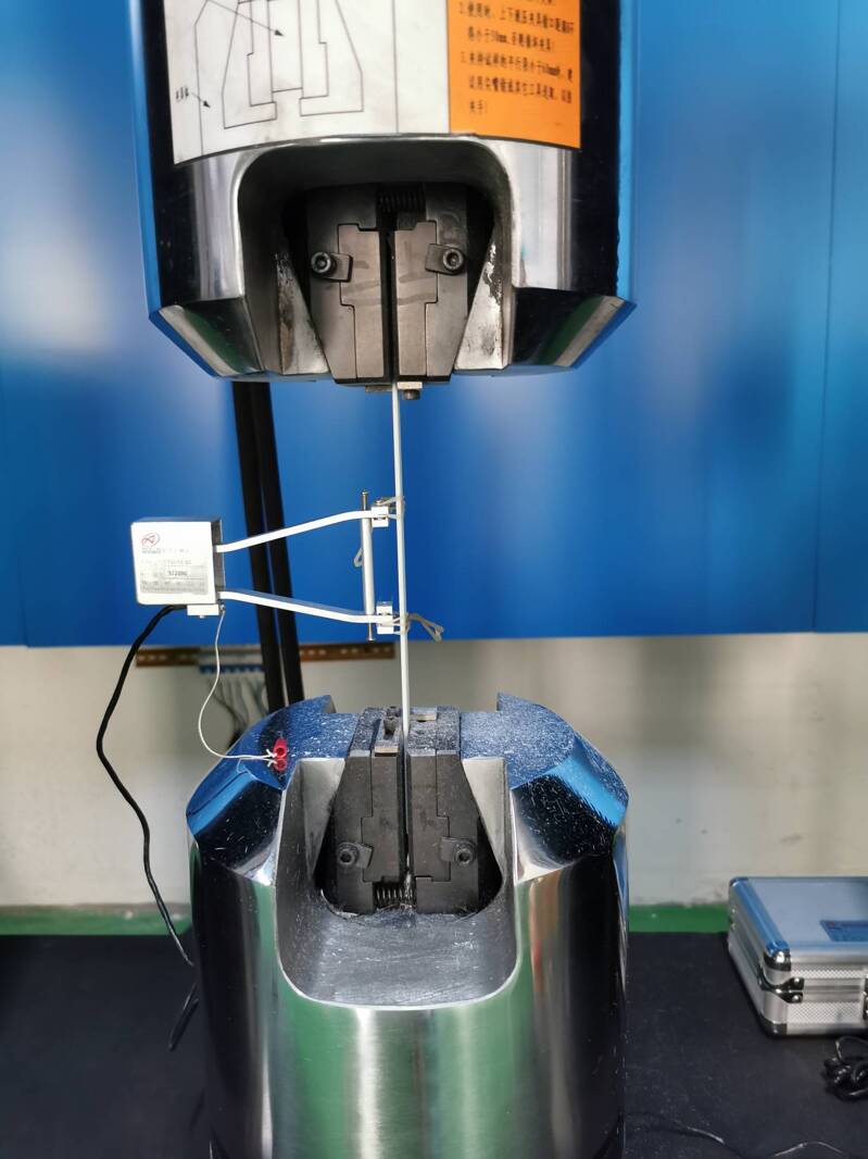 GB/T 1451，冲击试样缺口深度超出标准允许的±0.1mm偏差